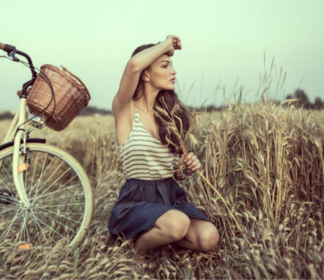 Interfacing social networks -  - ESL